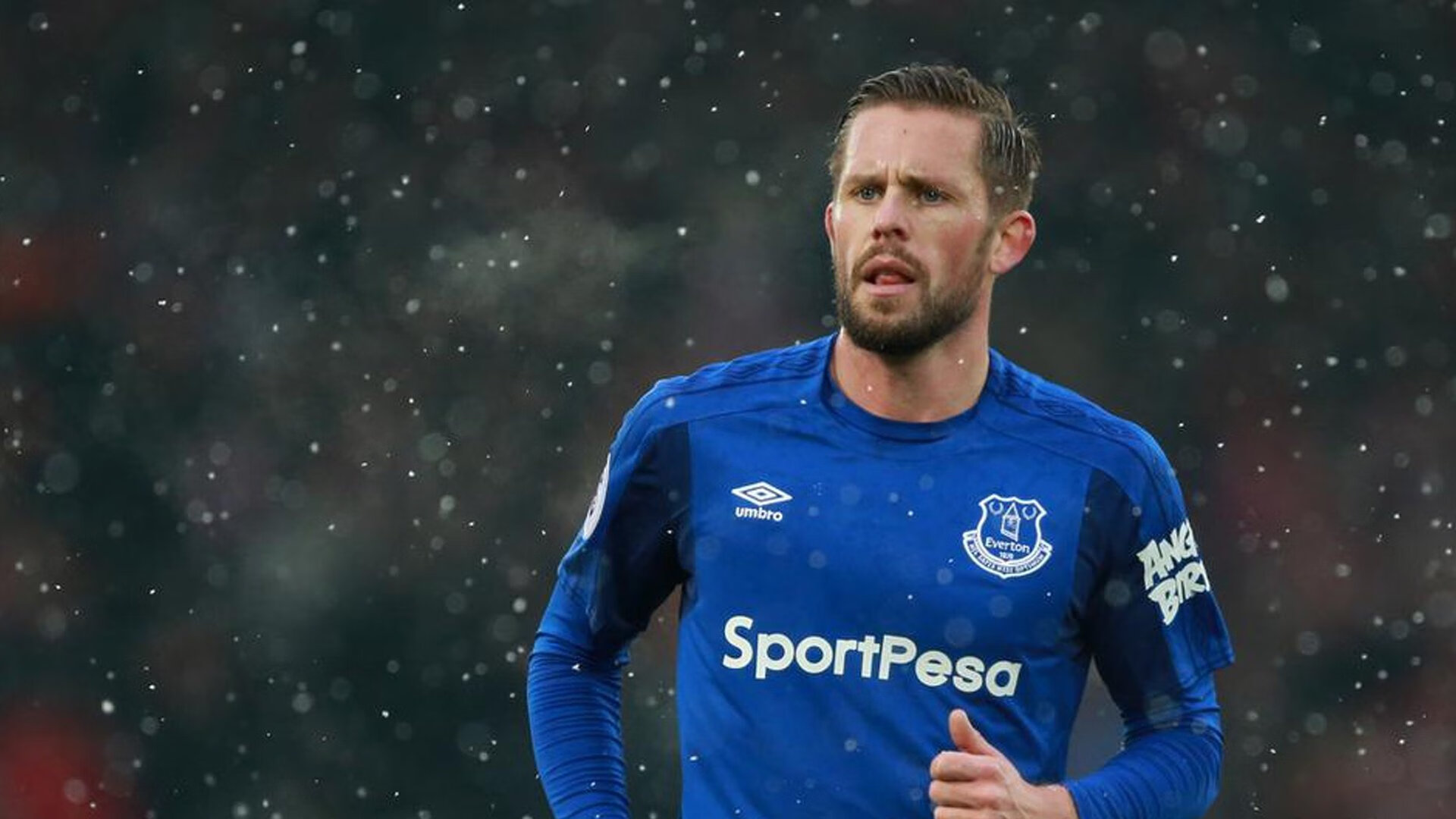 里奇·麦考的球场决策力，让全黑队攻守如臂使指，麦奇里湖